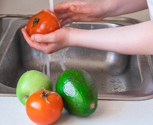 濾水器原理是什麼？5 分鐘懶人包，掌握最全面的濾水功效差異