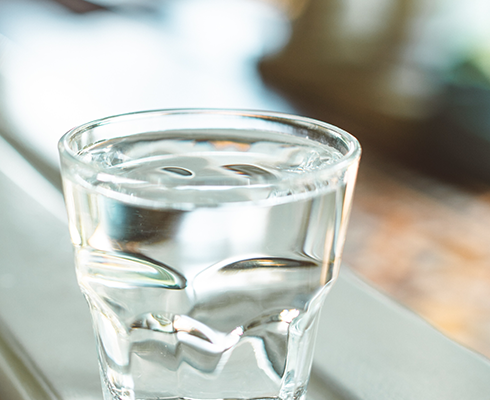 活性碳功能超重要！認識吸附原理，活性碳淨水4大好處一次看！